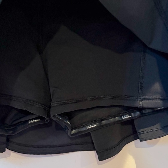 Lululemon Pace Rival Mid-Rise Black
Skirt, Size 8 - Picture 8 of 13